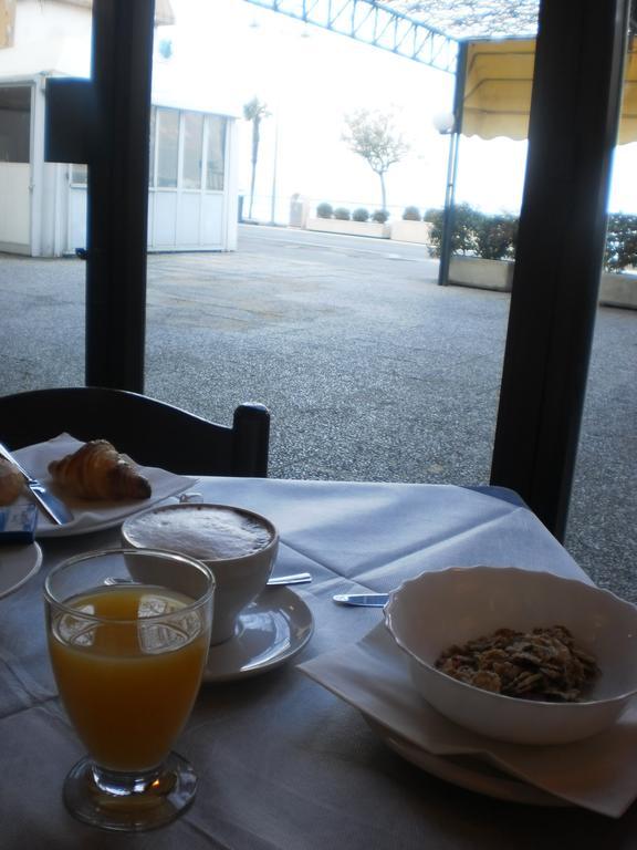 Hotel Milano Iseo Zewnętrze zdjęcie